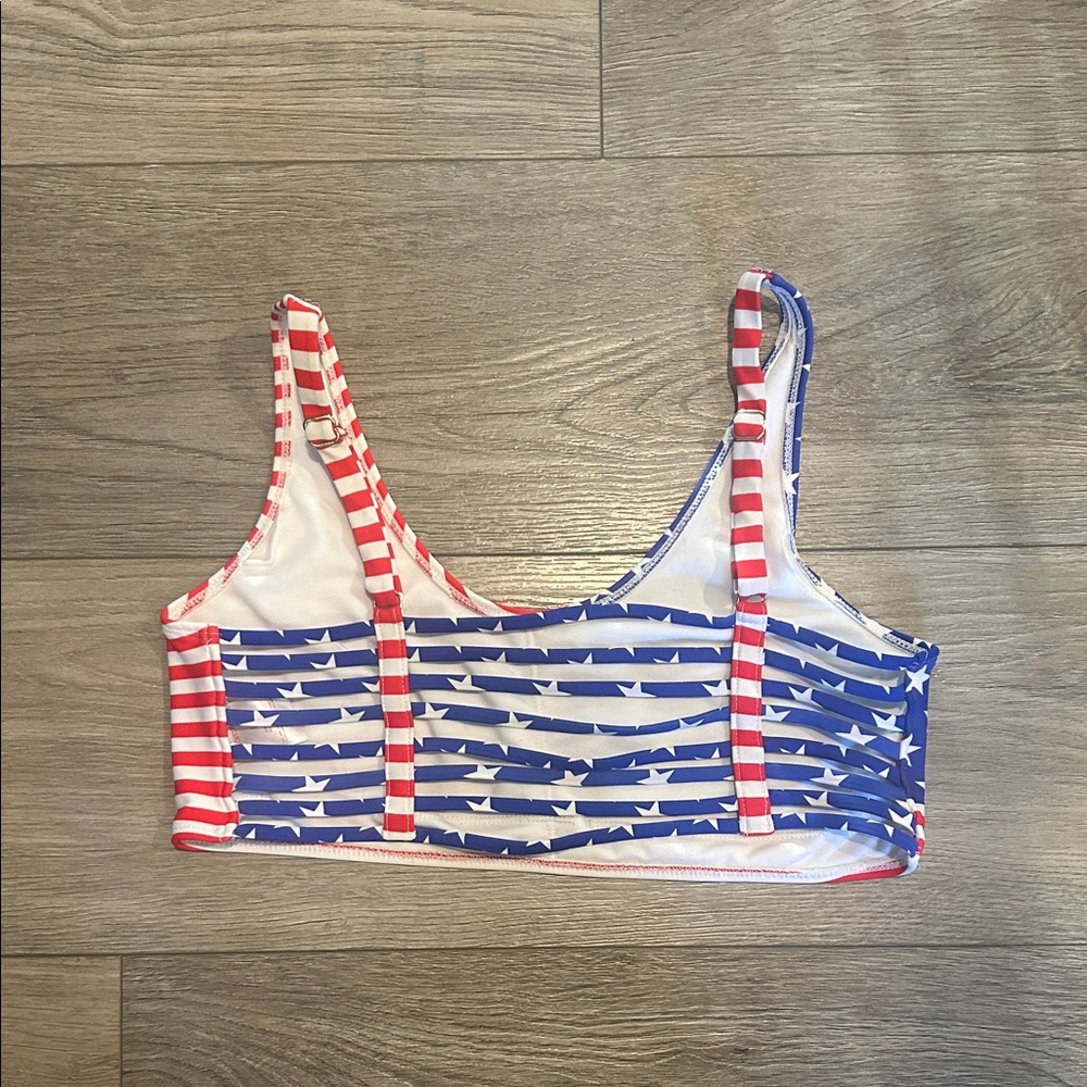 Xhilaration Red and Blue Crop Top - Picture 4 of 5